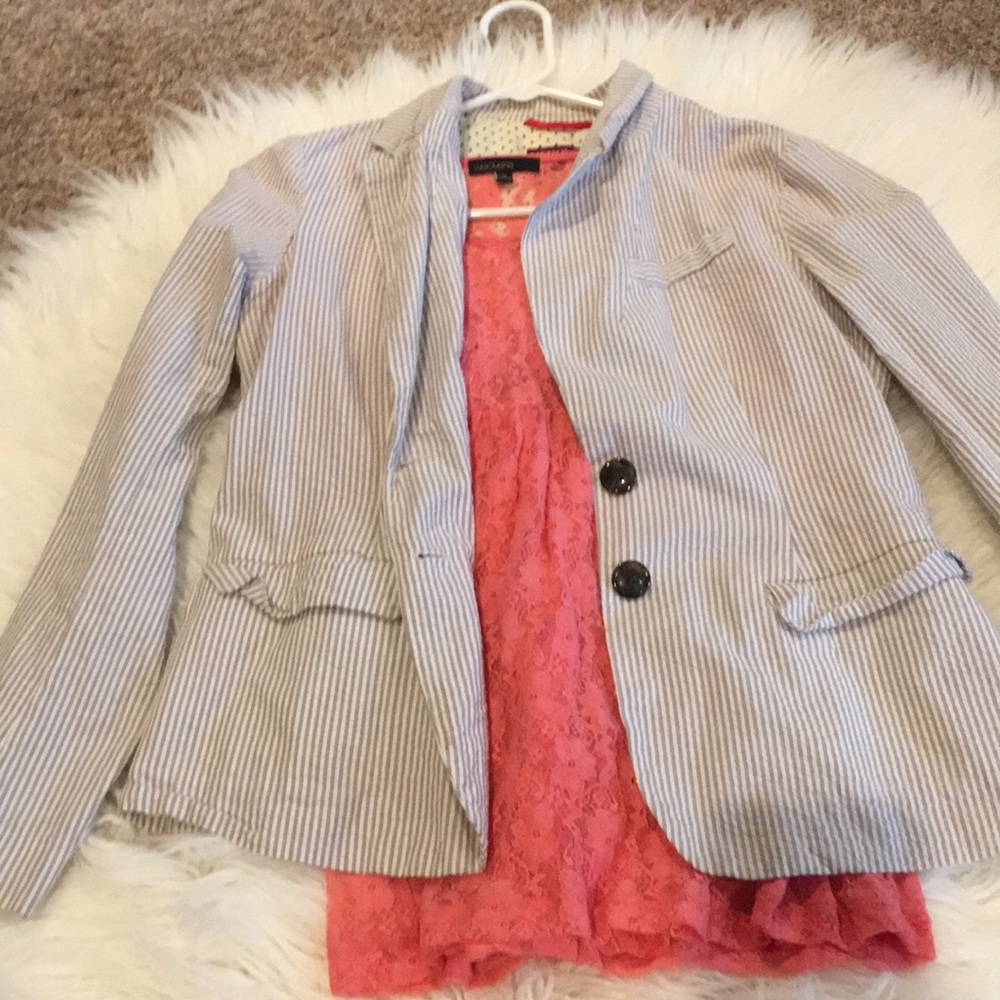 Women’s blazer and lace shirt combo medium